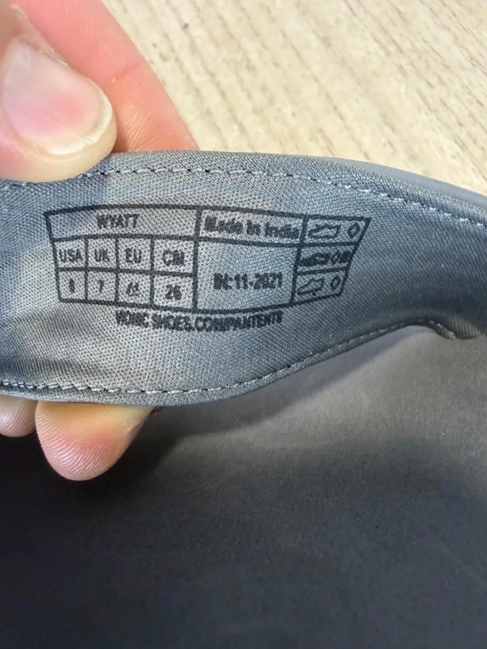 Vionic Ryder Mens 8 Gray Orthotic Arch Support Thong Flip Flop Sandals NWOT